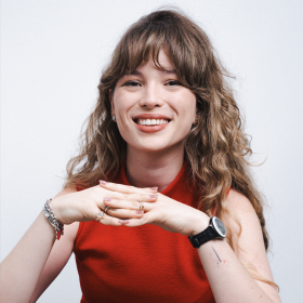 Lola\TBWA promove Marina Maia a Diretora de Criação