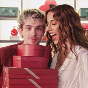 Marina Sena e Juliano Floss estrelam campanha de Dia dos Namorados do Boticário criada pela AlmapBBDO
