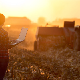 Liderança feminina ganha força no agronegócio, revela pesquisa do GPTW