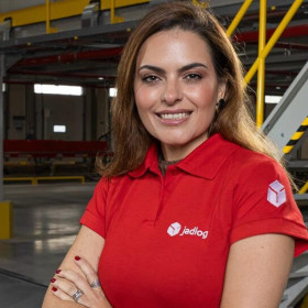 Jadlog anuncia Isabela Ferrentini como nova diretora de marketing e ESG