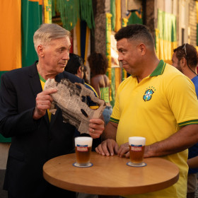 Brahma faz promessa histórica e vai liberar cerveja de graça se Brasil ganhar a Copa do Mundo 
