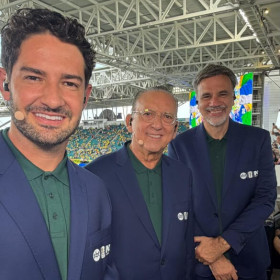 Galvão Bueno narra pela 100ª vez gol do Brasil em copa na vitória contra a Escócia