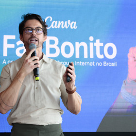 “O sucesso só aconteceu porque nós nos permitimos a tomar riscos”, afirma Felipe Godoy no lançamento do 19º Impresso Nosso Meio