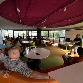 Digital College e ACADi promovem evento para conectar talentos de marketing a agências