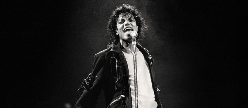 Quem foi rei nunca perde a majestade: a obra e o legado de Michael Jackson para a cultura pop musical